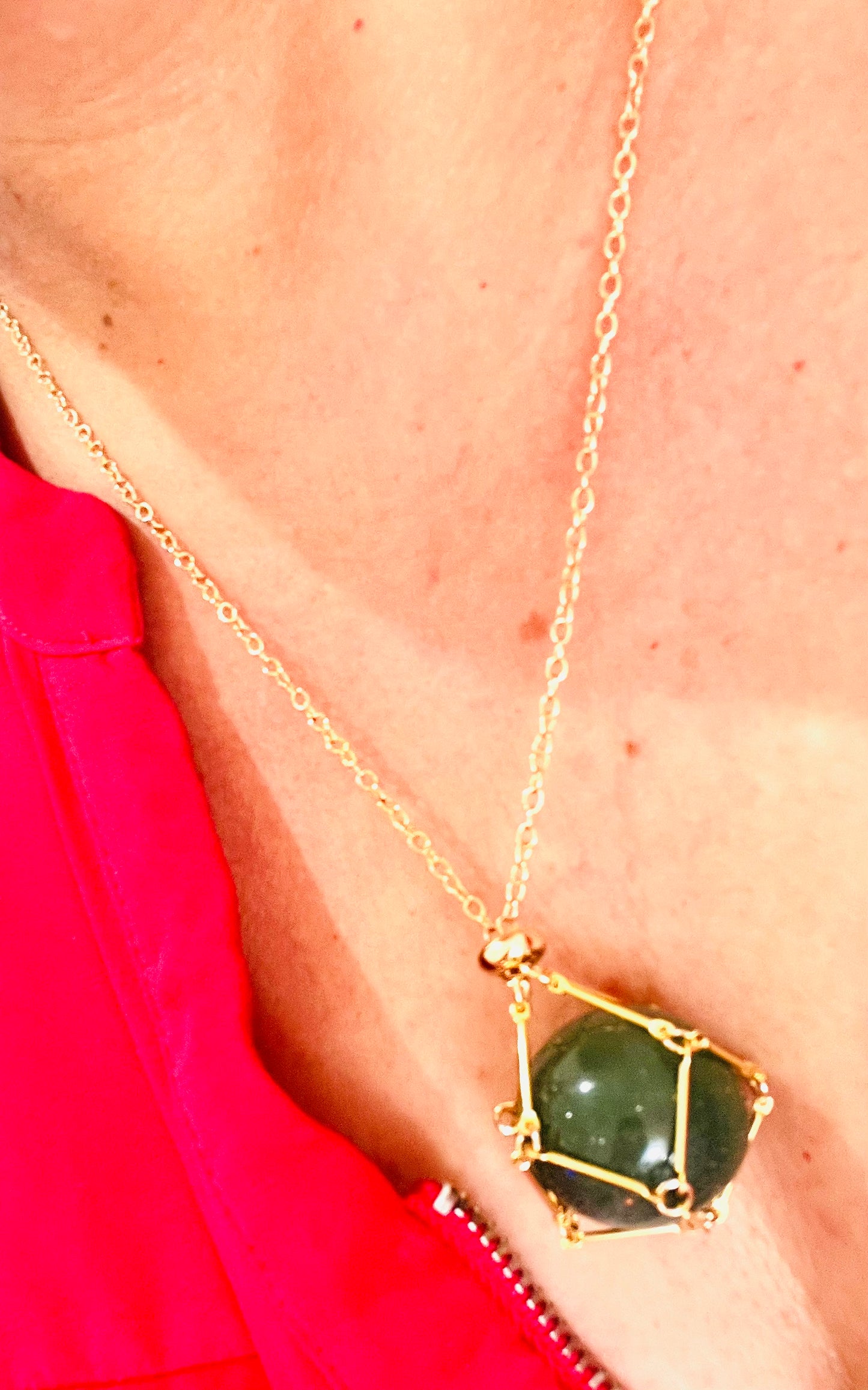 Crystal Stone Holder Necklace