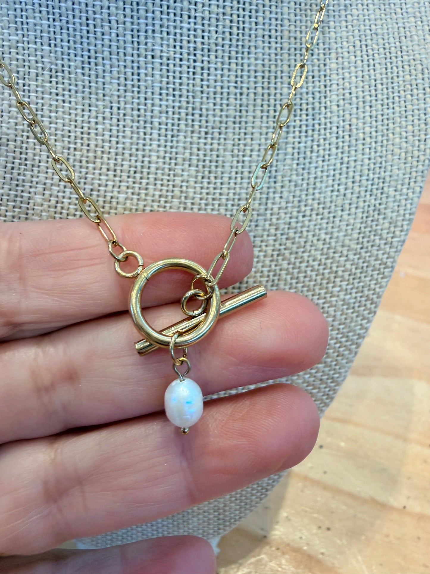 Beautiful Pearl Necklaces, Waterproof