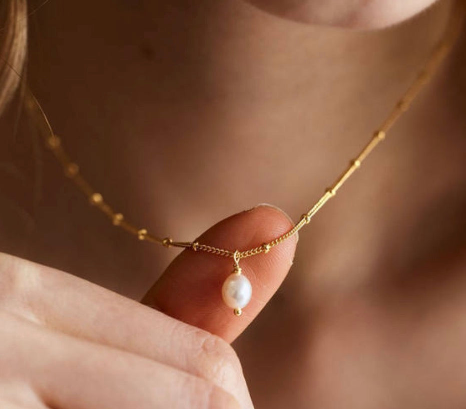 Natura Pearl Gold Plated Necklace Waterproof