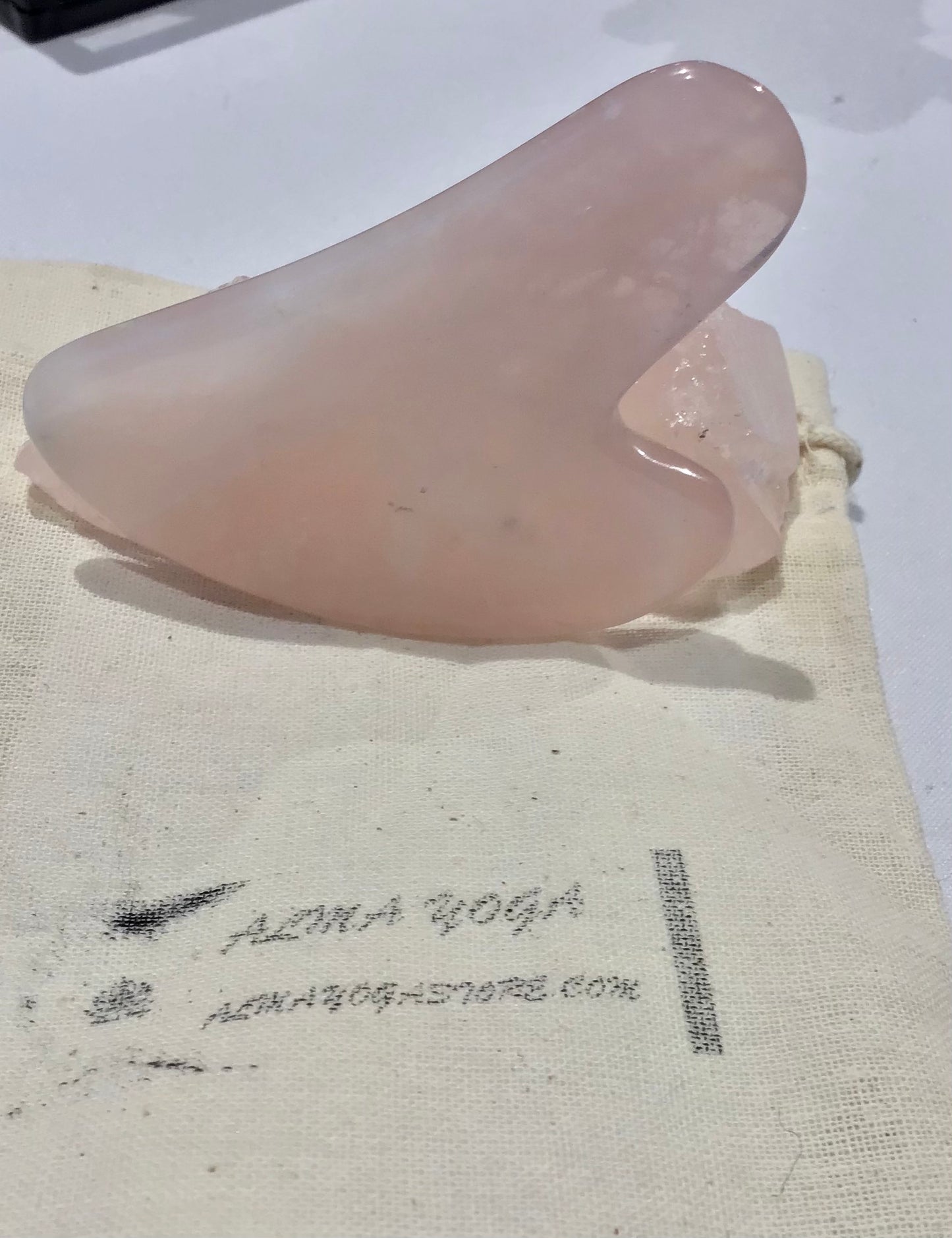 ROSE QUARTZ GUA SHA  Facial Massage Tool